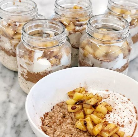 How to Make Apple Pie Overnight Oats a Healthy Breakfast